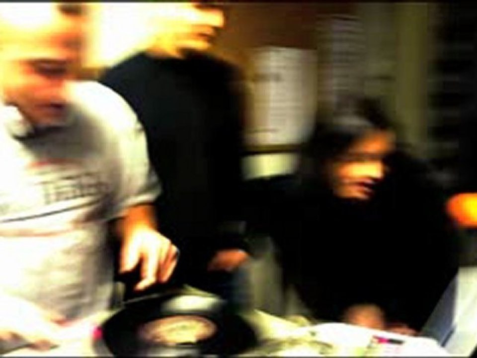 DJ COKO DOWN@ XPLICIT SOUND picture-shot style 2010