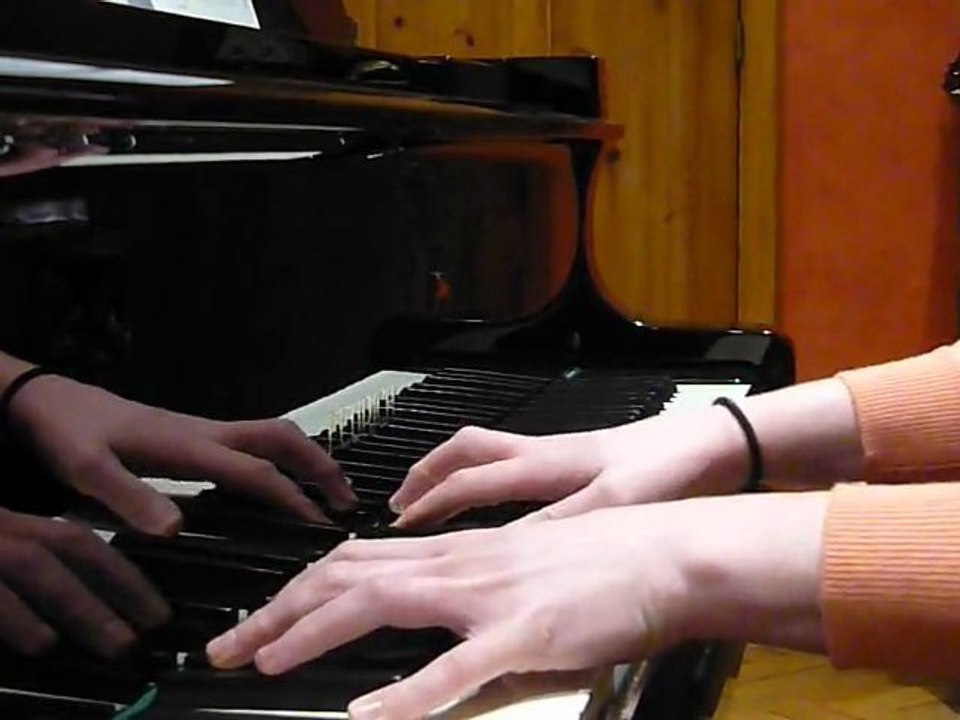 ♪♫ Craig Armstrong ~ Glasgow Love Theme piano ♪♫