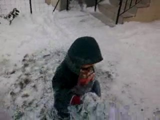 Les enfants dans la neige chez Mamie Mado