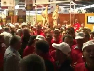 Démontage du stand du ministère de l'agriculture