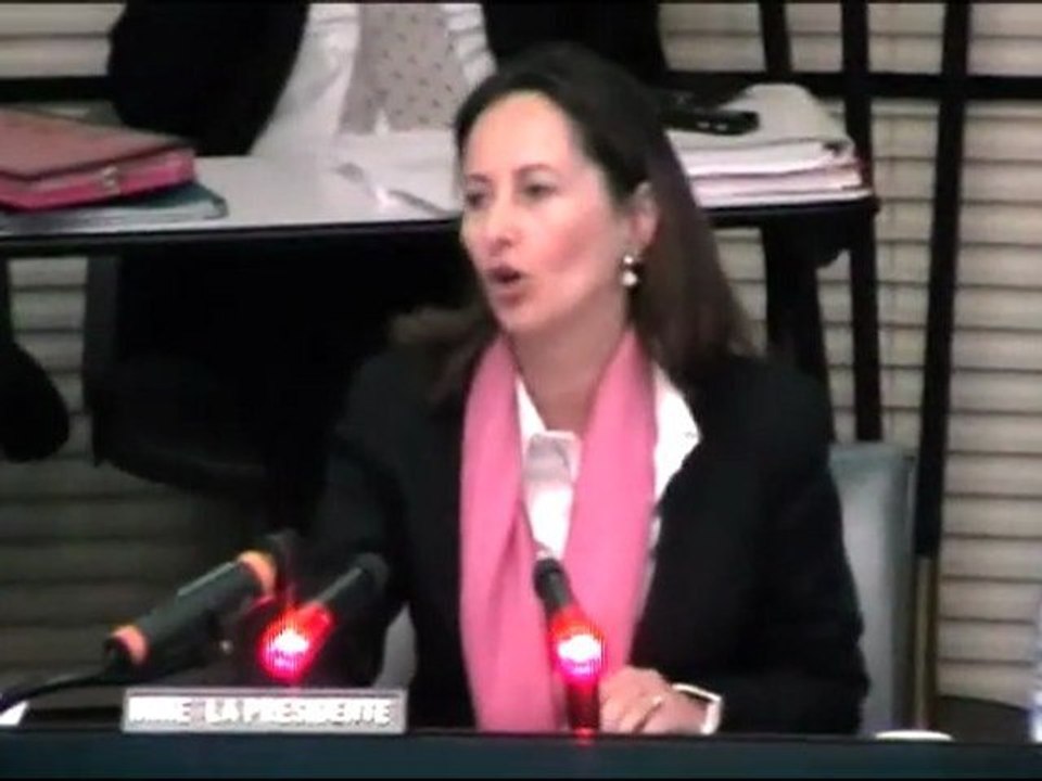 Ségolène Royal  achoppe sur l'inertie de Dominique Bussereau