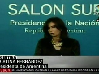 Fernández evita viajar para no dejar poder a Cobos