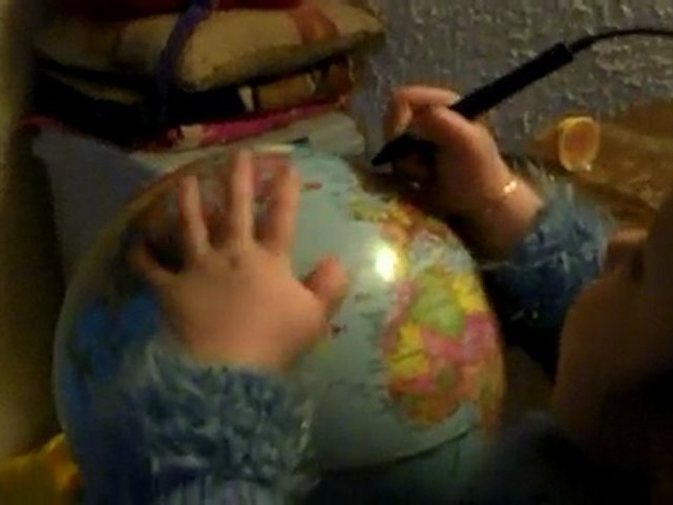 Alycia 3 ans surdoué de géo!