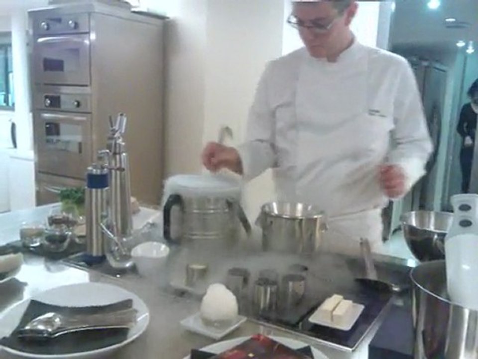 Cuisine moléculaire utilisation de l'azote au Laboratoire