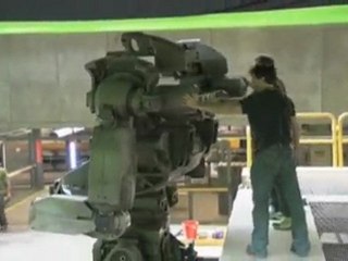 The AMP Suit - Featurette The AMP Suit (English)