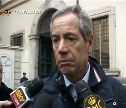 Bertolaso in partenza per Haiti: 'Mancanza di coordinamento