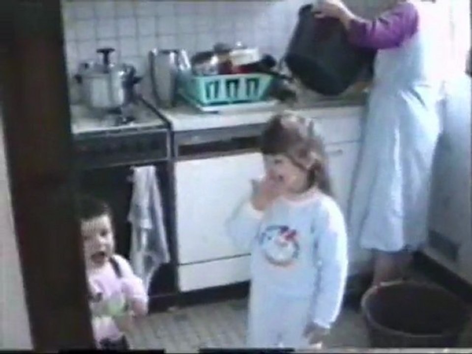 Morgane chante a 20 mois
