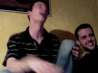 2 girls 1 Cup reaction