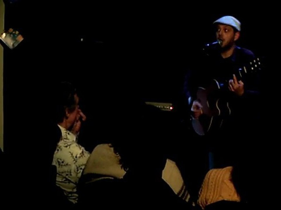 Olivier Marais chante pour la compil n°3 de "A Fleur de Mot"