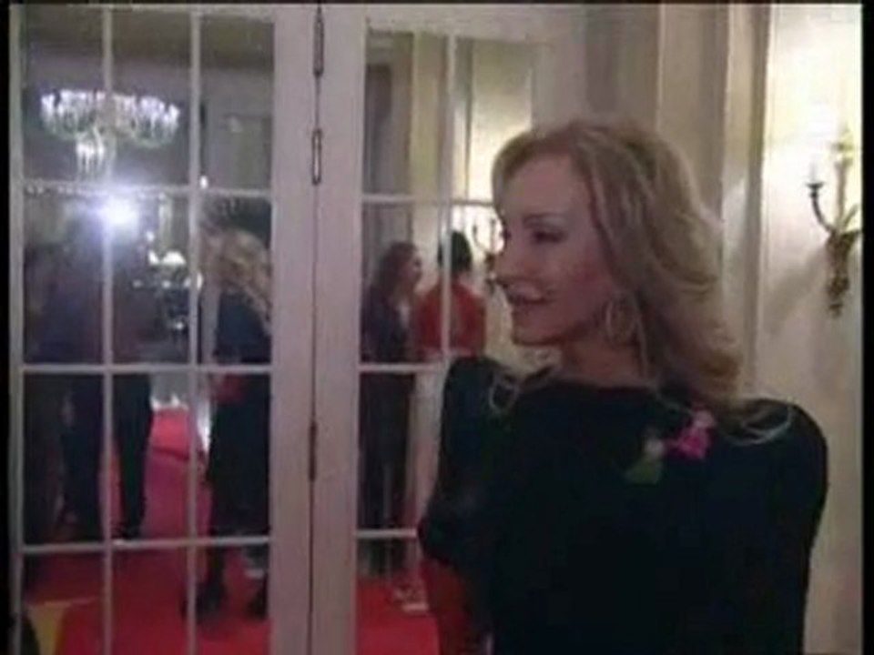 Los famosos acuden a los premios TELVA