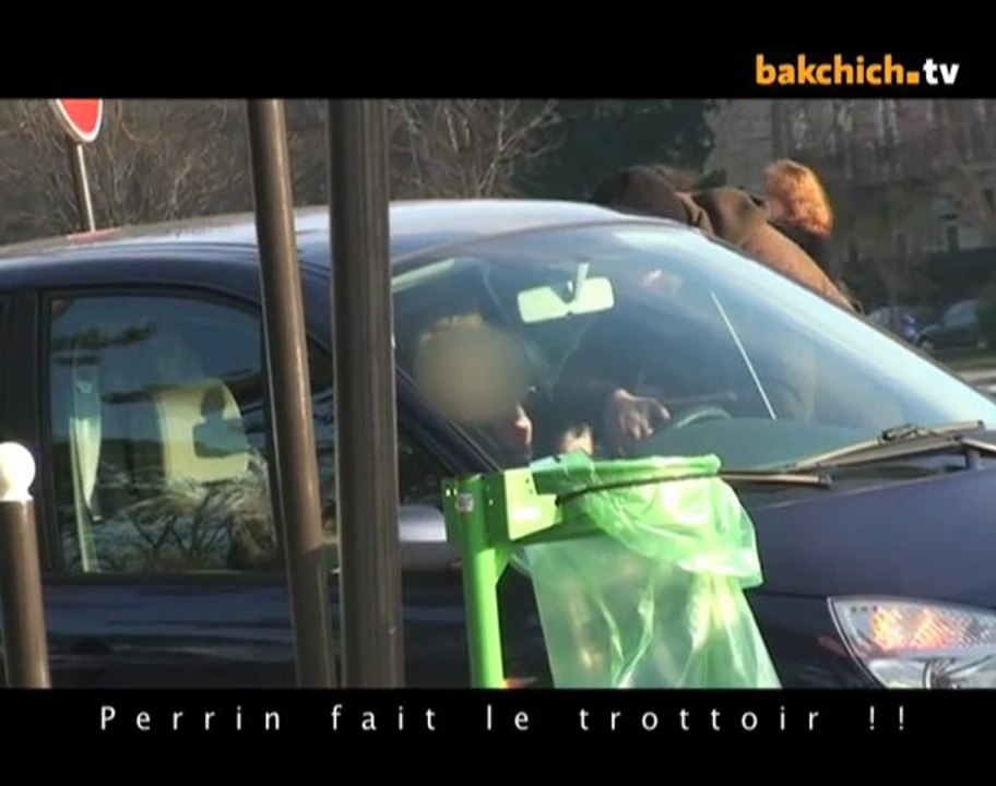 Perrin fait ses soldes au bois de Boulogne