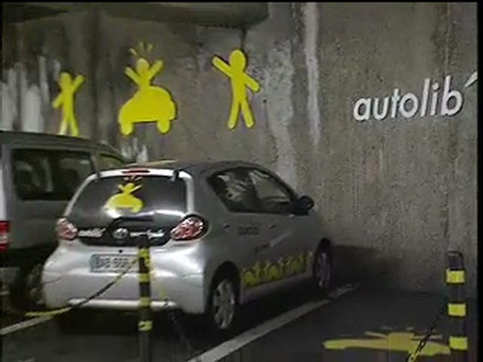 Janvier 2010, Lyon invente Autolib', la voiture en liberté