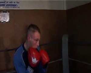 Boxe 60 kilos vs 90 kilos...