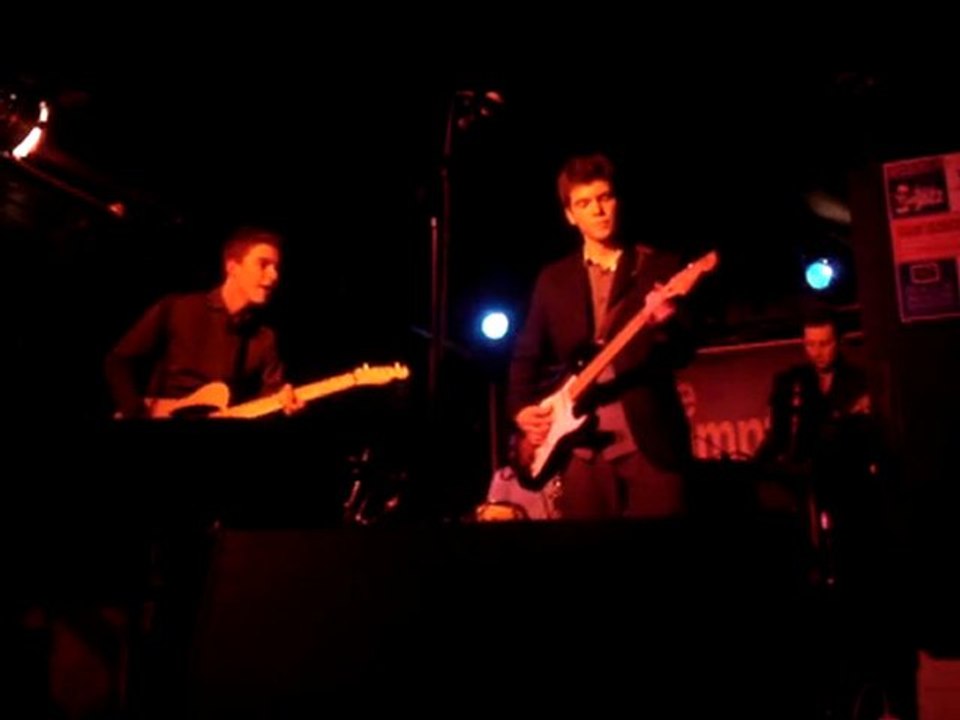 Jumpin' to the Westside - Secours Pop' Festival 2009 - 03