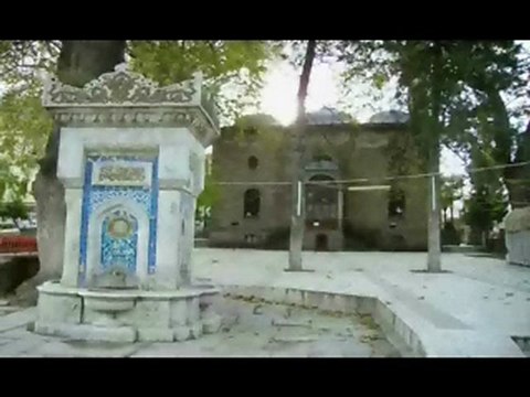 Bir İncecik Duman Tüter