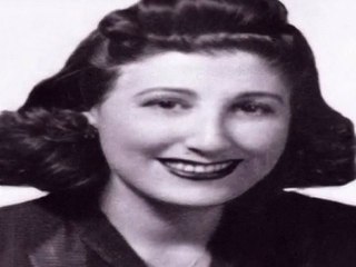 Ilgit ilgit akan seher yelleri - Müzeyyen Senar