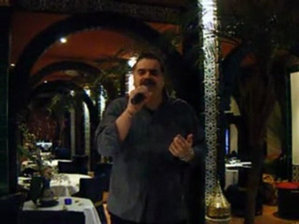 Sonny Starck.. Chante :  il suffit d'un regard