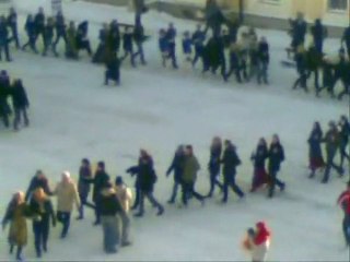 Sezon studniówkowy rozpoczęty. Polonez miejski