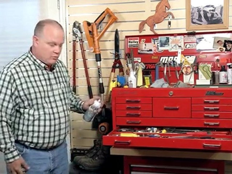 How to Lubricate a Drawer Using Liquid Wrench