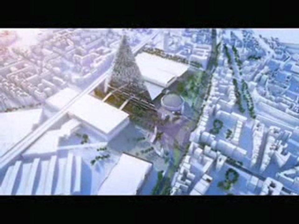 UNE PYRAMIDE A PARIS EN 2012 EXCLU!!