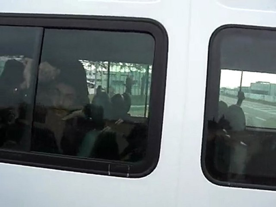 37 Réfugiés Corse Arrivent au CRA de Nimes RESF Cimade