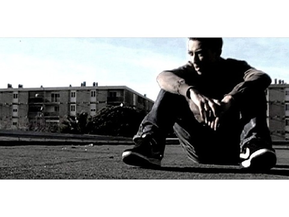 DEMI PORTION - NON MERCI (clip)