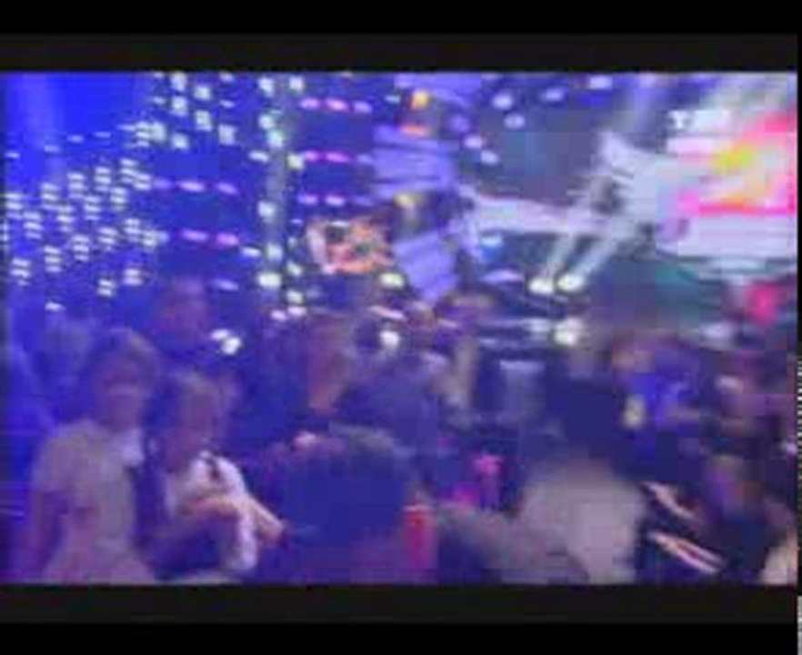 23.01.10 Jenifer remet un prix