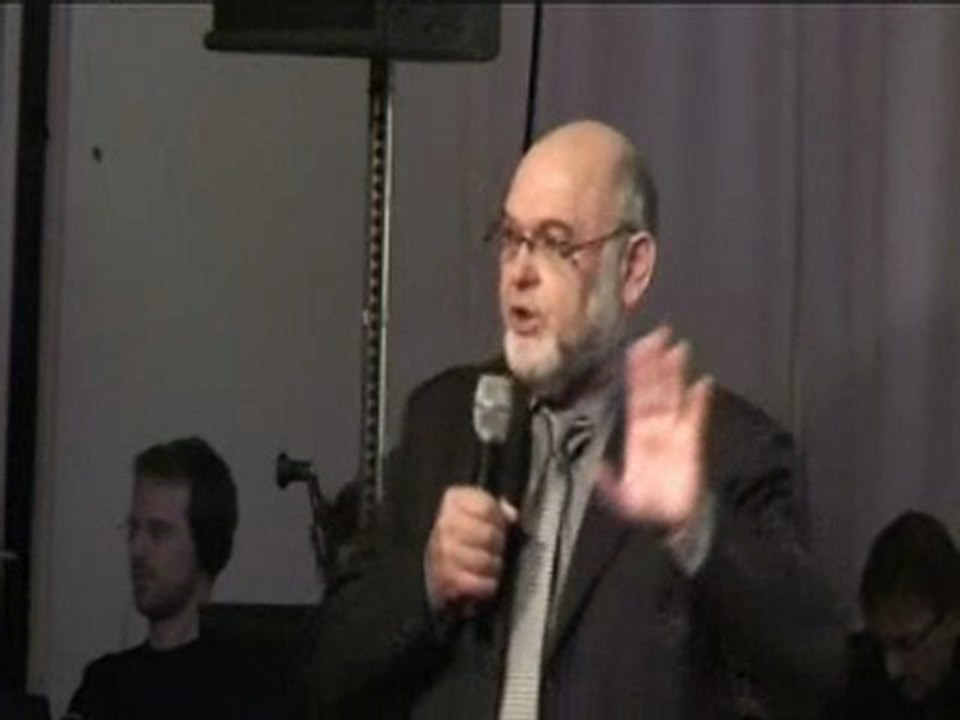 Robert Hue-  Débat sur les Institutions - Paris