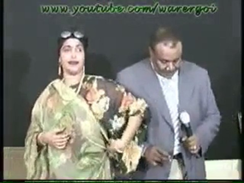 Awes Khamiis & Deeqa D waraa jiri doone