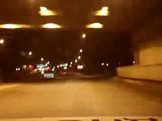 inseguimento della polizia con schianto nella citta russa di