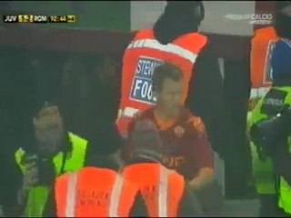 Riise vs Juventus (Commentary Carlo Zampa)