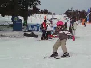 Descente en ski d'Adèle