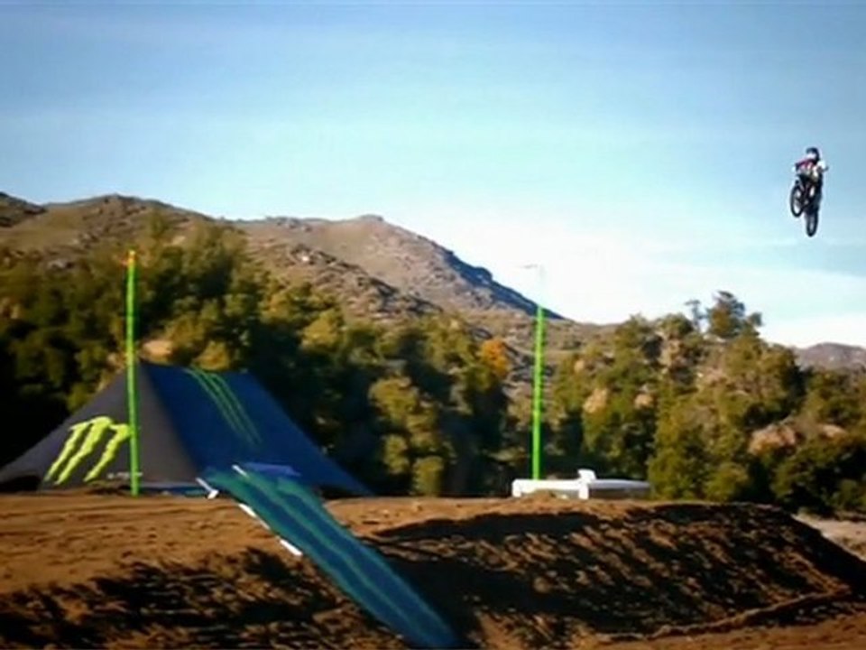 RYAN CAPES DIRT TO DIRT WORLD RECORD MOTORCYCLE JUMP