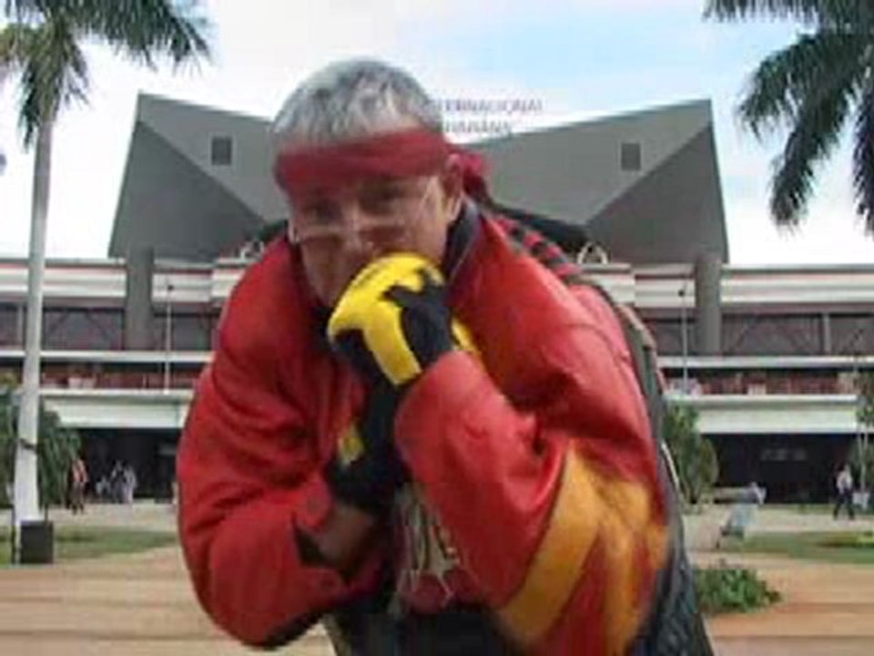 Box mit UK in Havanna / Cuba - Spass auf dem Malecon