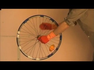 roue de vélo en toupie