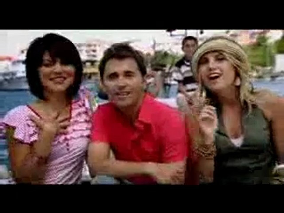 Baris ve Damlalar Ask Dedigin Nedir Ki (2010) by Aluxton