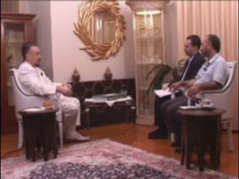 Sn.Adnan Oktar'ın İran Ve Sn.Ahmedinejad Hakkındaki Görüşü-7