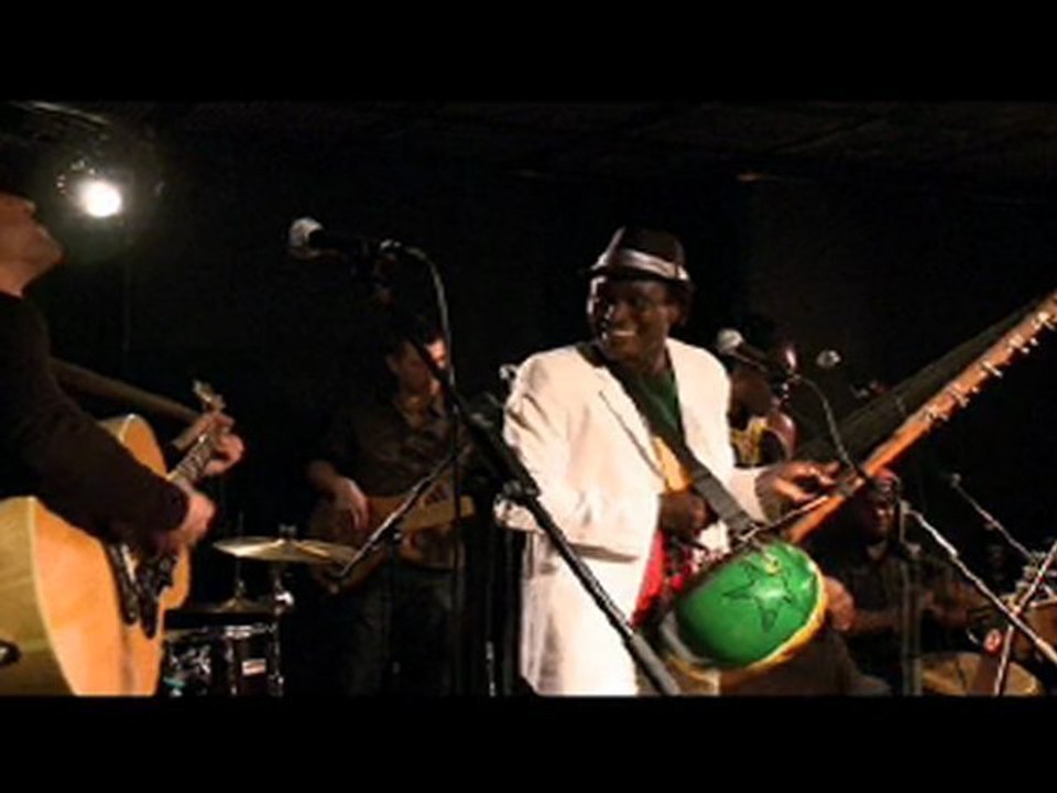 Adama Yalomba extraits