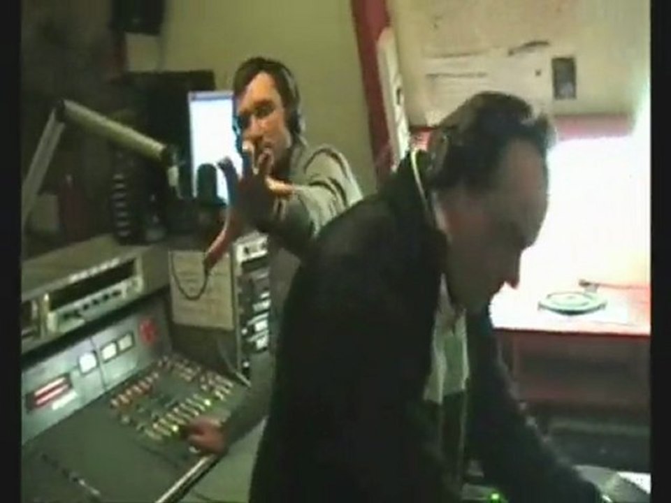 CaptainFunkOnTheRADIO! Radio Béton! 93.6 Mhz. (BAD & CRASY Le Comble Pour Un DeeJay)  2009