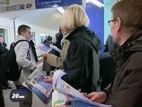 Régionales : Valérie Pécresse et son équipe à Massy