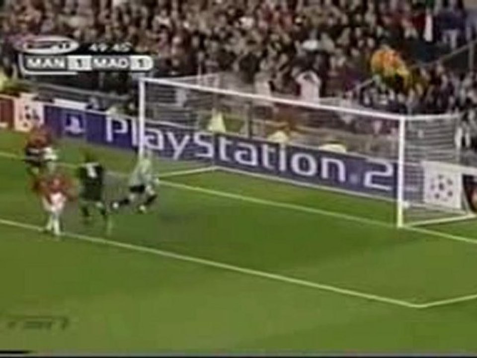 Triangle Zidane - Roberto Carlos - Ronaldo Vs Manchester