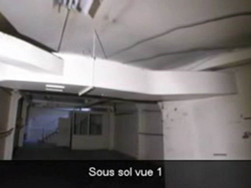 Atelier à rénover en rez-de-chaussée.