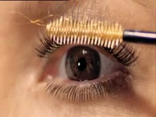 pub TV du mascara vibrant Pulse Pefection