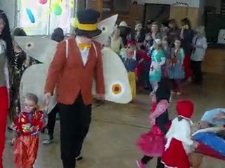 Kuželov-karneval ve škole 22.1. 2010