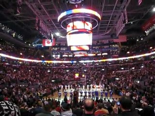 Raptors vs Lakers - Hymne Canadien