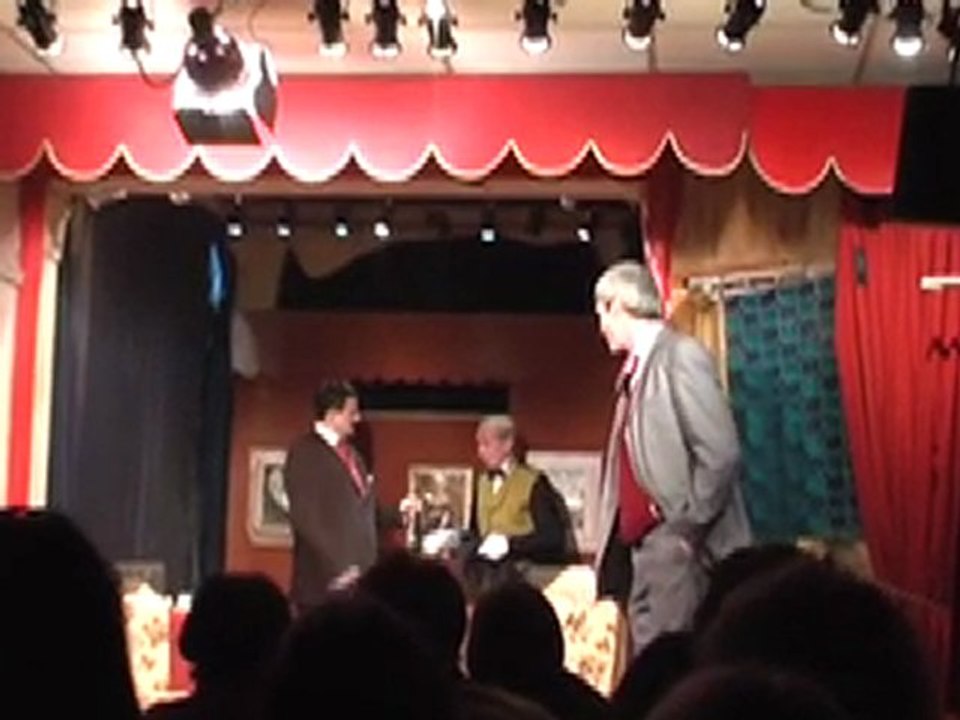 2010 0107 Ne te promène donc pas toute nue