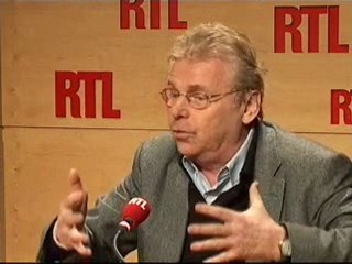 下载视频: Daniel Cohn-Bendit sur RTL (27/01/10)