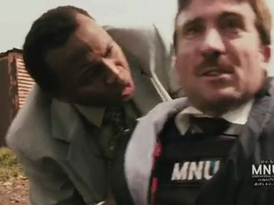 'District 9' Trailer 2 HD