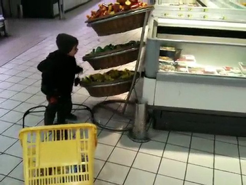 titouan fait ses courses