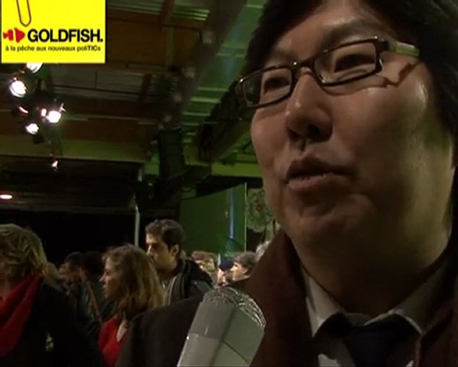 J.-V. Placé: "Internet ne remplace pas une poignée de main"
